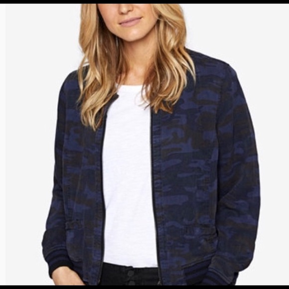 Sanctuary Jackets & Blazers - Sanctuary Blue/Black CAMO Bomber Jacket Women’s EUC